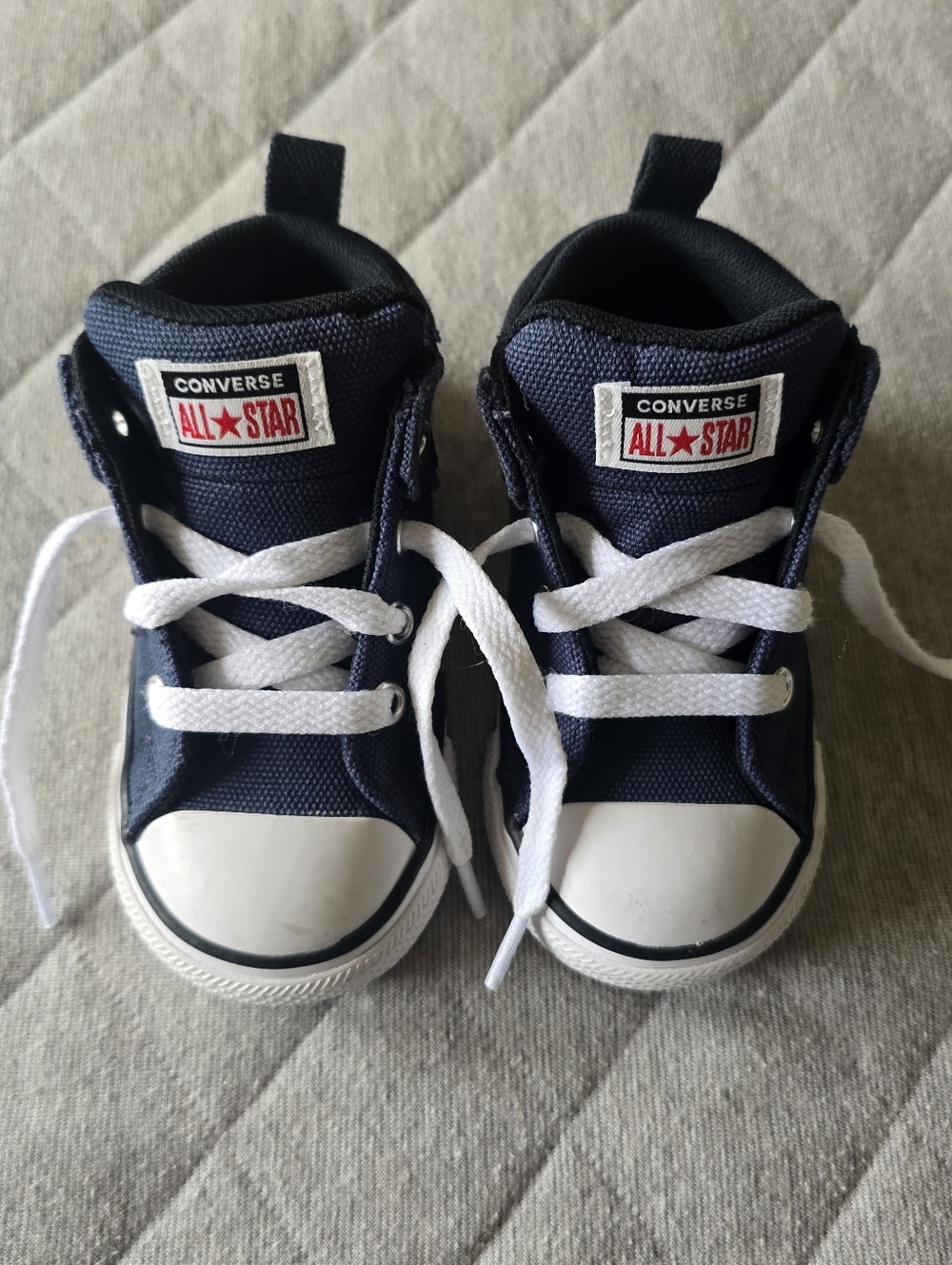 Converse Chuck Taylor All Star Axel Mid ShoeNavy Infant Toddler Size 6
